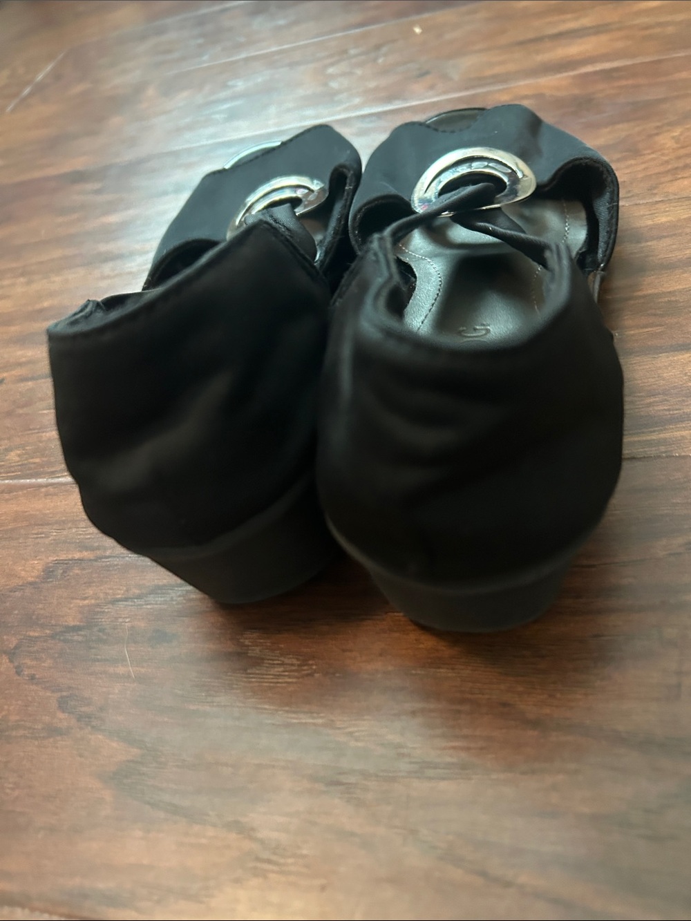 London Fog Black Open-Toe Slingback Wedge Sandals with Silver Rings 7 - Picture 3 of 5